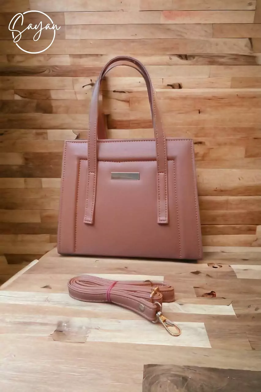 Elegant Leather Handbag with Detachable Strap - Image 3